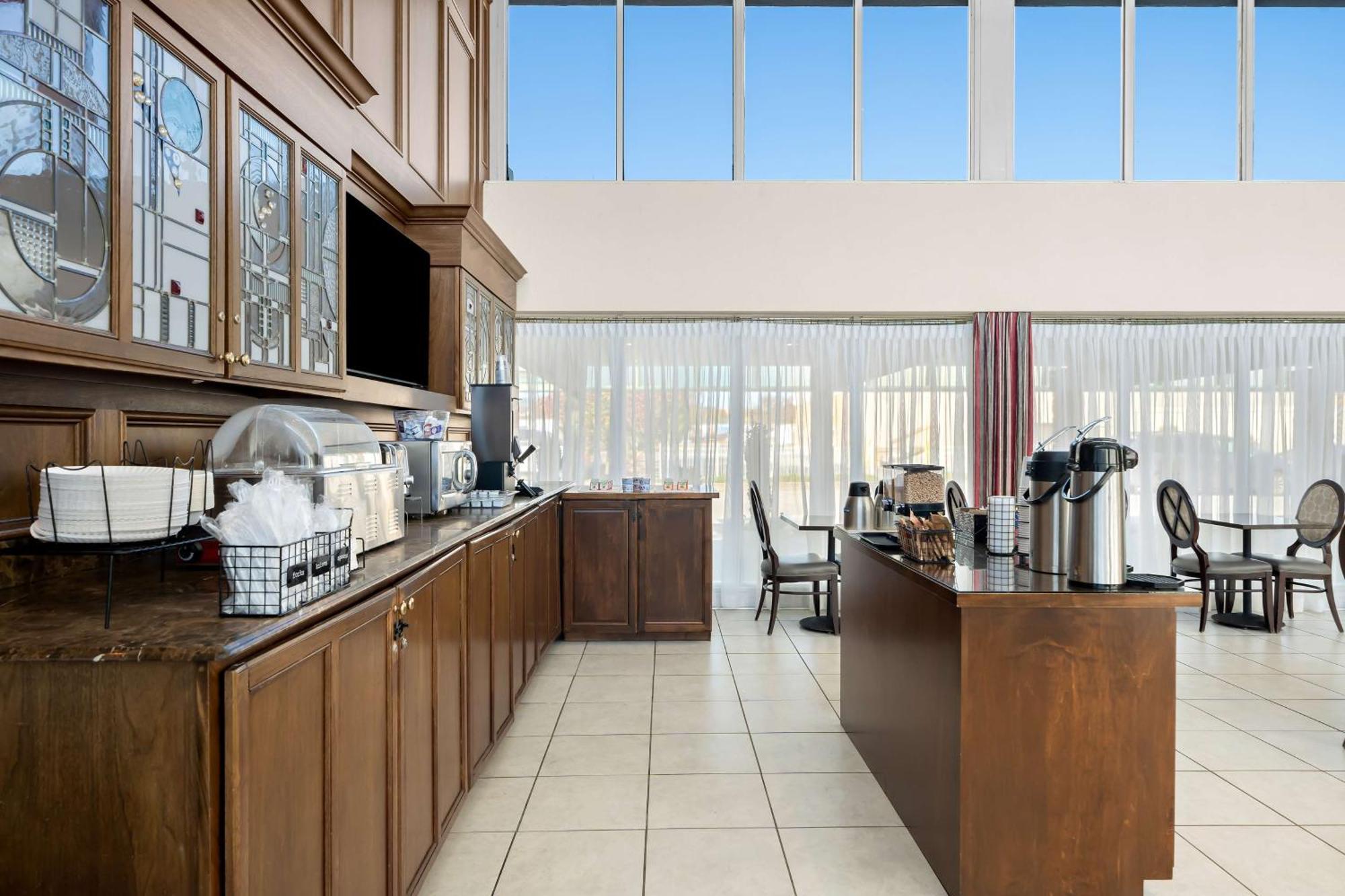 Brandywine Valley Inn Surestay Plus By Best Western Município de Município de Wilmington Exterior foto
