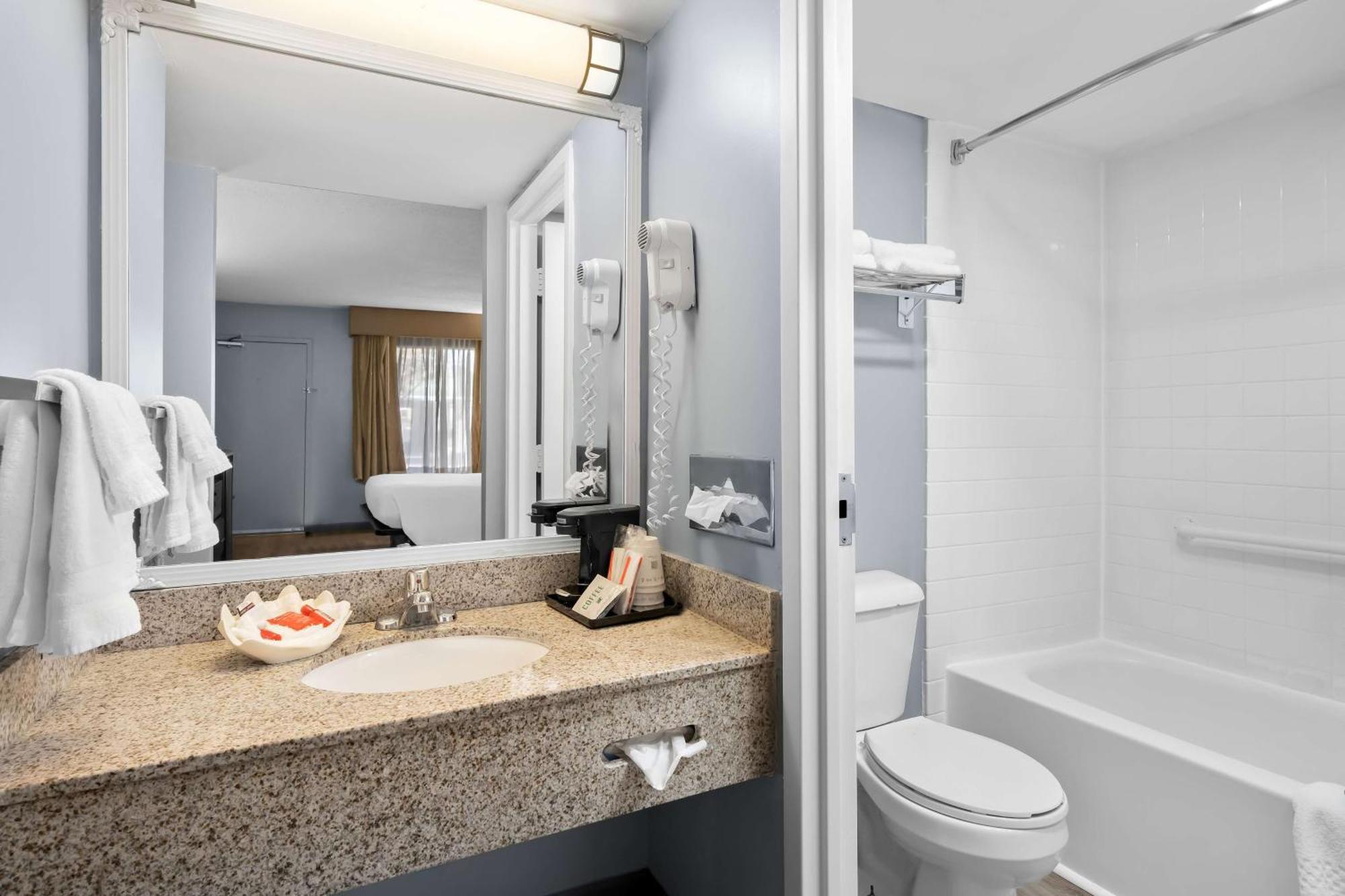 Brandywine Valley Inn Surestay Plus By Best Western Município de Município de Wilmington Exterior foto